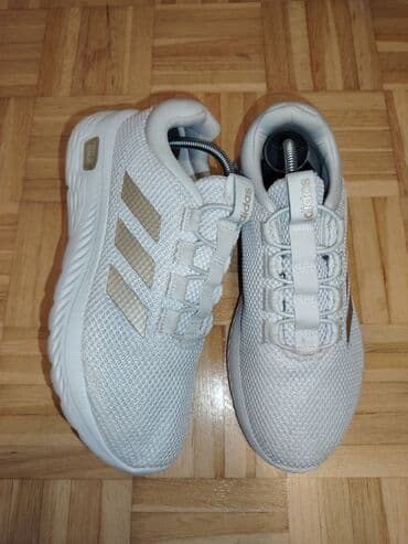 Ženska obuća: Adidas, 39.5, bоја - Siva — 3