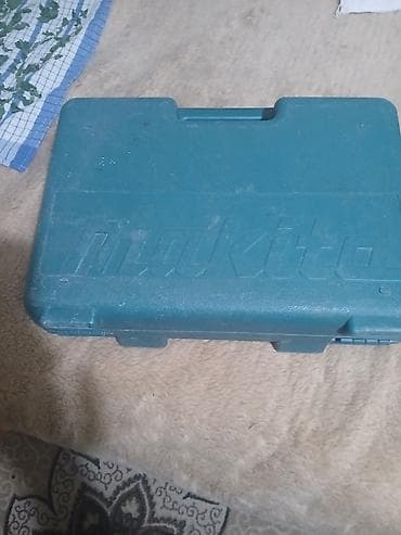 alat za tehnoplankton: Makita akumulatorska bušilica/odvijač u koferu - Model: Makita 14,4 V — 3
