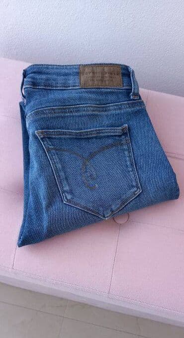 push up pantalone: Esprit farmerke vel. 26. Esprit Denim farmerke ravnog kroja, srednje — 3