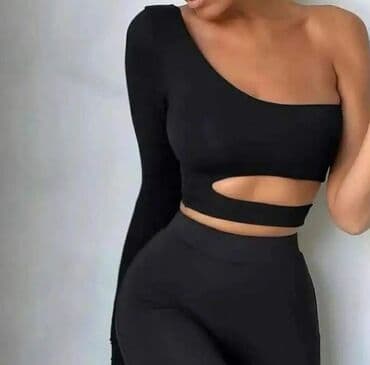 bluze zara 2022: Bluze vise modela sa elastinom. Crna,bela,crvena,svetlo — 12