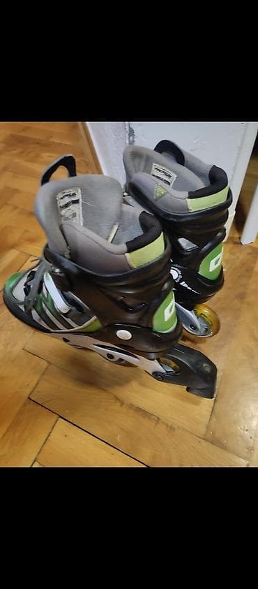 90210 sa prevodom: Roleri Power Slide – inline, 4 točka po cipeli. - Dizajn: crno‑zelena — 6