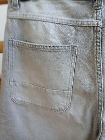 new yorker kombinezoni: Nove, džins bermude (baggy jorts) New Yorker, svetlo sive boje, vel — 8