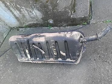 Delovi motora: REZERVOAR GORIVA MERCEDES W126 | Dobro stanje — 5