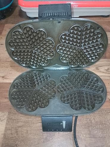 pica pec na plin: Aparat za galete- bakin kolac DVOSTRUKI je potpuno ispravan, u dobrom — 7