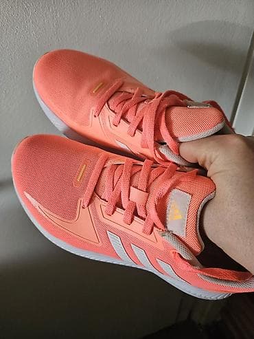 haljina boja cigle: Adidas patike za trčanje/trening - Model: lagane mrežaste patike sa — 1