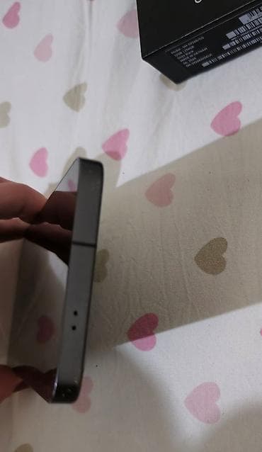 samsung s6 edge: Samsung galaxy s24+ telefon je koriscen oko par meseci Dobro — 4