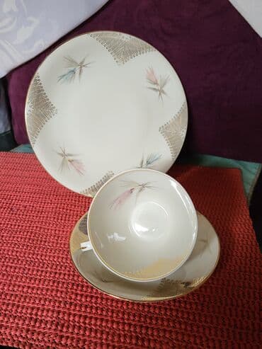 porcelanske solje za caj: Set porcelanski 70te. Porcelanski set. nigde — 1