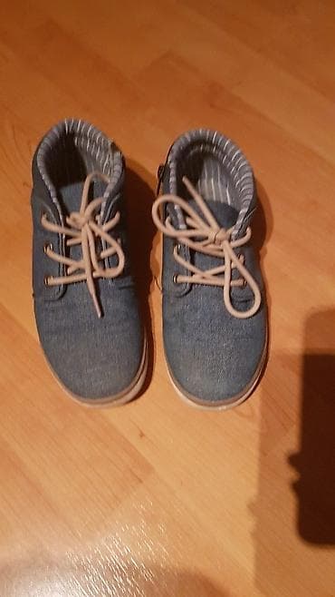 Cipele muske odlicno stanje kao nove