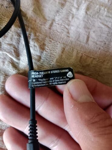 bezi ne slusalice: O R I G I N A L ® "SONY PS4 STEREO PROFESIONAL SLUŠALICE,OTPORNE NA — 7