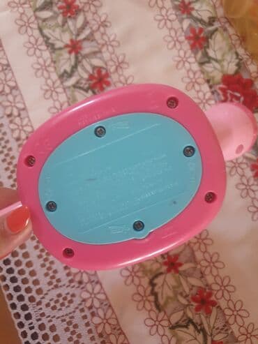 Donji delovi trenerke: Hello kiti igracka samo baterije da se zamene sacuvana kao nova — 3