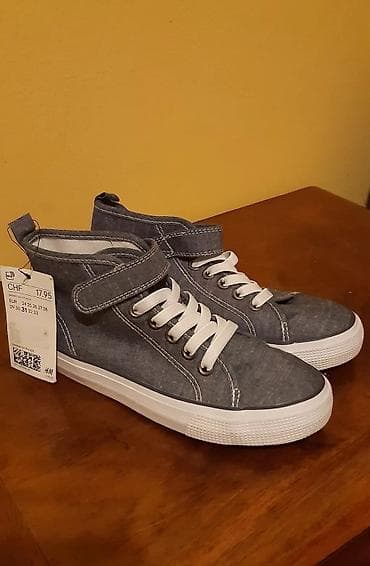 Novo. H&M patike vel.31