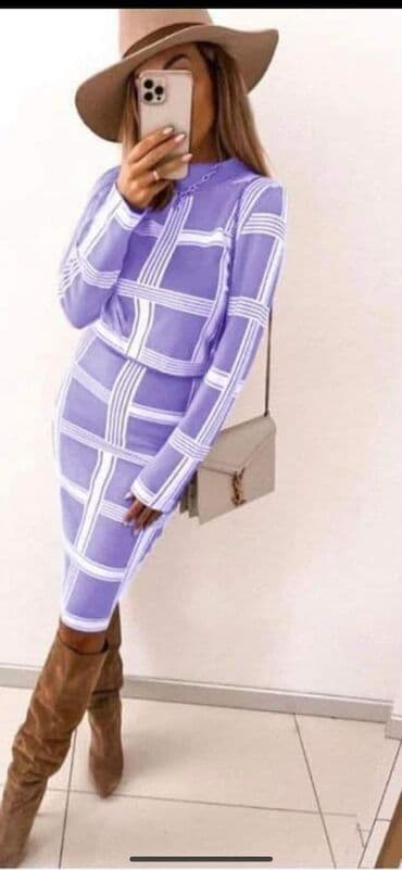 c a kombinezoni: A K C I J A.
Kompleti
Trikotaža
2700 din — 4