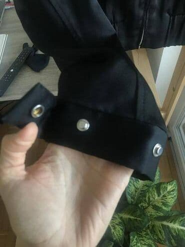 College jackets: Reserved crna jakna Velicina 34 Par puta nosena, zaista kao nova — 3