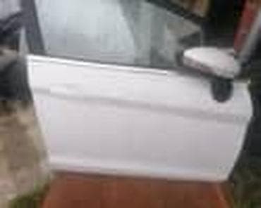 prodajem auto: PREDNJA DESNA VRATA ZA FORD FIESTA OD 2010. DO 2016. GOD. | — 2