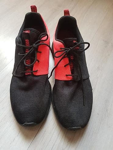 pepko patike: Nike patike original,bez ostecenja dva puta nosene vel.45 — 1