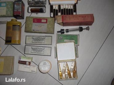 Muzički instrumenti: Starinske apotekarske posude flasice kao sa slika ne odgovaram na sms — 8