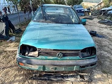 skrge za auto: DELOVI ZA VOLKSWAGEN GOLF 3 | delovi za golfa 3 1.8 povoljno moze i — 2