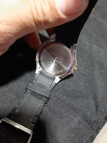 Belts: Sat Atraktiv uniseks ispravan,sat je ocuvan kao nov,stanje se vidi i — 4