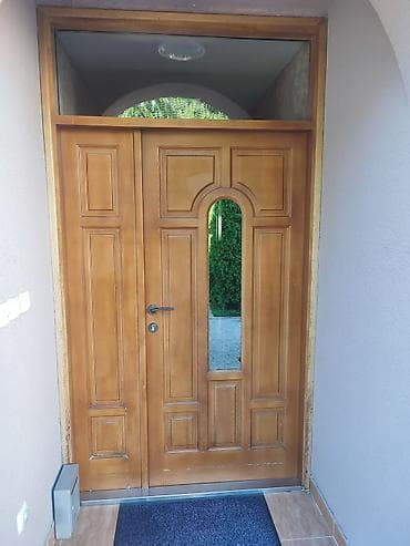polovne kožne garniture: Hrastova vrata — 2