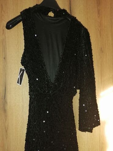 Blazers: Haljina nova sa etiketom. Mekana i sjackava novogodišnja. Jedno rame — 3