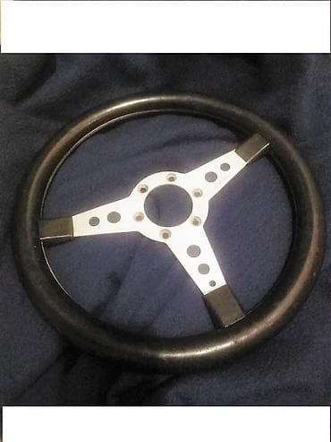 Sportski volan Rallyman - Precnik: 330 mm - Debljina obruča: 29 mm -