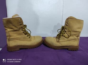 Personal Items: Ankle boots, 37 — 7