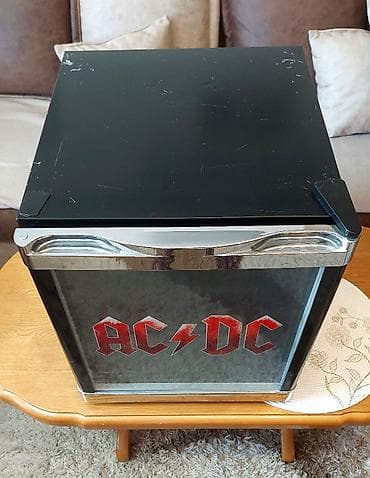 Frižideri: Mini frižider AC/DC Mini frižider AC/DC (AC DC) donešen iz Nemačke — 4