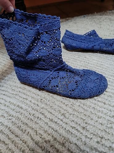 benetton obuca: Letnja obuća, sandale br.39, roze i plave letnje čizmice br. 40 — 3