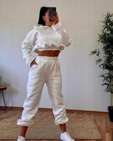 off white komplet: Komplet: 2.800 dinara — 1