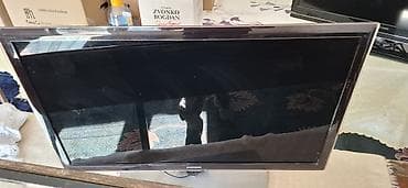 box: GRUNDIG i SAMSUNG LCD televizori – 32 inča - Dijagonala: 32" (80 cm) — 2