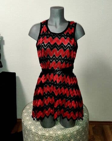 svečane tunike za punije dame: Prelepa majica tunika m l vel — 2