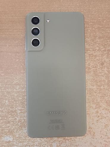 Mobilni telefoni i aksesoari: Samsung Galaxy S21 FE 5G – 128 GB, 6 GB RAM, Olive - Ekran: 6.4" — 3