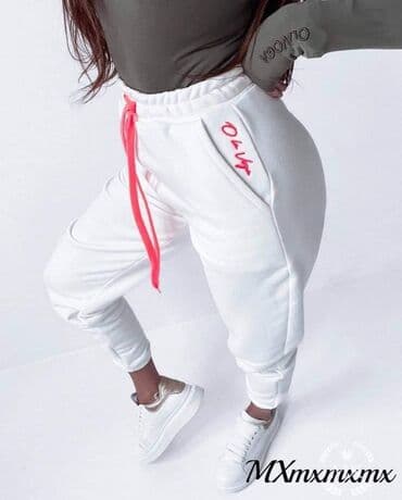 trenerke produzeni modeli: NOVOO 
Donji deo 1850
Dva za 2500 — 2