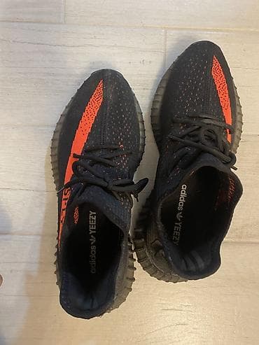 br 42: Patike – model YEEZY “SPLY-350” BROJ 45 gaziste 28,5cm Kao novo — 6