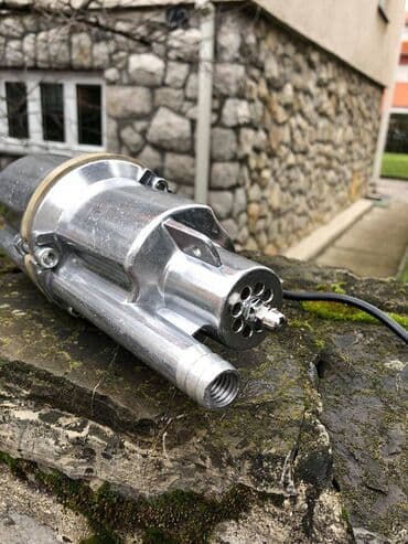 stolice ležaljke za terasu: Potapajuca Pumpa 600W NOVA Rucek Beloruska Pumpa SAMO 2699 Dinara — 2