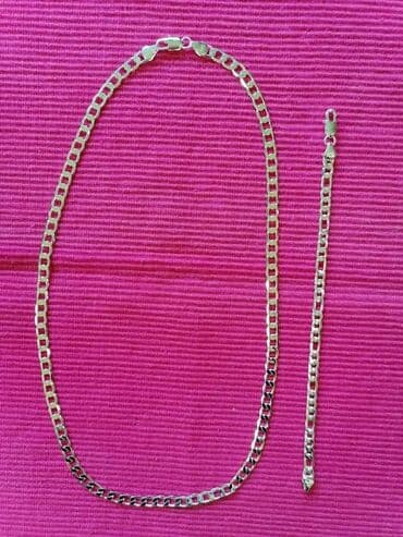 Cena:2100din
Dimenzije lanca:60cmX6mm
Dimenzije narukvice:20X6mm