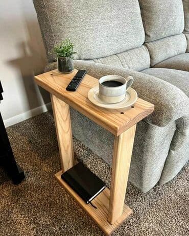 forma ideale stočić: Bočni stočić
2800 din — 1