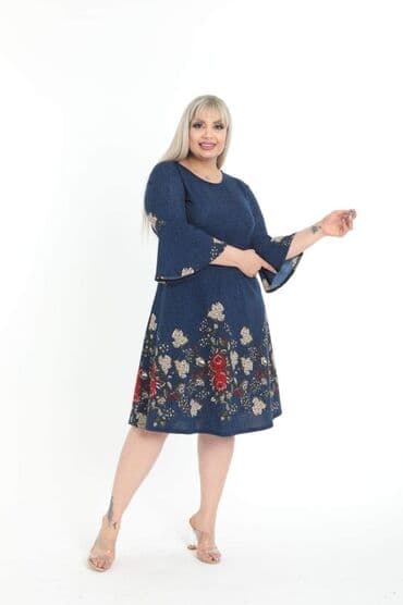 haljine elegantne do kolena: Xl do 4xl
3000 — 6