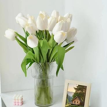 Kuhinjska oprema: Bele lale
Napravljene od pene
10kom- 1250 din — 2