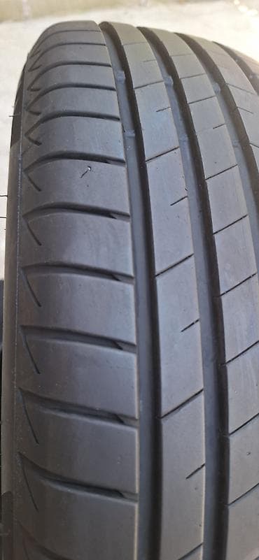 ms gume cena: 185 65 R15 Lassa. Prodajem 4kom polovne letnje auto gume dimenzije 185 — 5