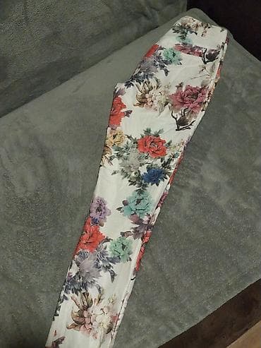 pandora mindjuse srca: Ženske pantalone sa cvetnim printom - Model: uske (skinny) pantalone — 5