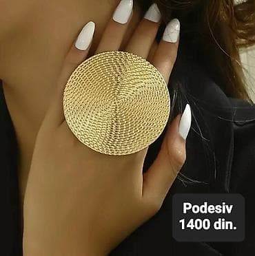 gajke za kais: Masivni modni prsten – zlatne boje, sa velikim okruglim diskom — 1