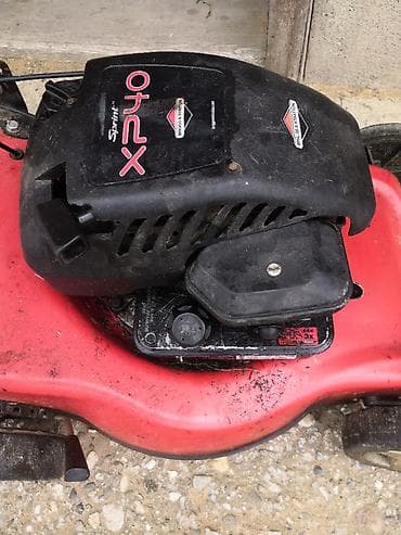 Motorna kosilica samohodna

kao ispravna kosacica
