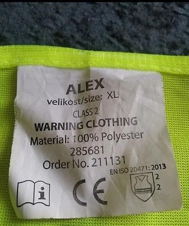 iqos 3 žuto svjetlo: 3 Prsluka muška za rad nošena u dobrom stanju vl XL, i majica vl L I — 5