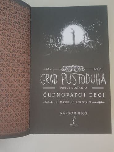 o clone 2 epizoda sa prevodom: Knjiga za tinejdžere "Grad pustoduha: Drugi roman o čudnovatoj deci — 2