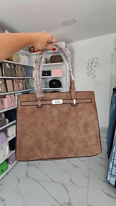 bata zenski novcanici: Elegantna ženska torba – klasičan tote model - Materijal: veštačka — 2