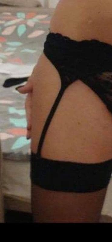 sweatshirt h: Nove neotpakovane Samodrzece svilene halter carape, ostaci iz — 6