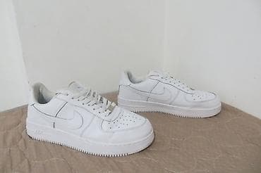 nike ivo: NIKE br 45 kao nove mozda jednom obuvene, bez bilo kakve greske — 2
