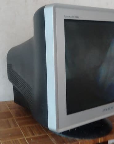 tobi pegla na paru: Monitor SAMSUNG Ispravan sve radi Isključivo lično preuzimanje brzom — 2