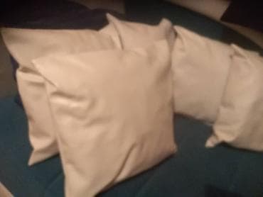 Jastuci od eko kože